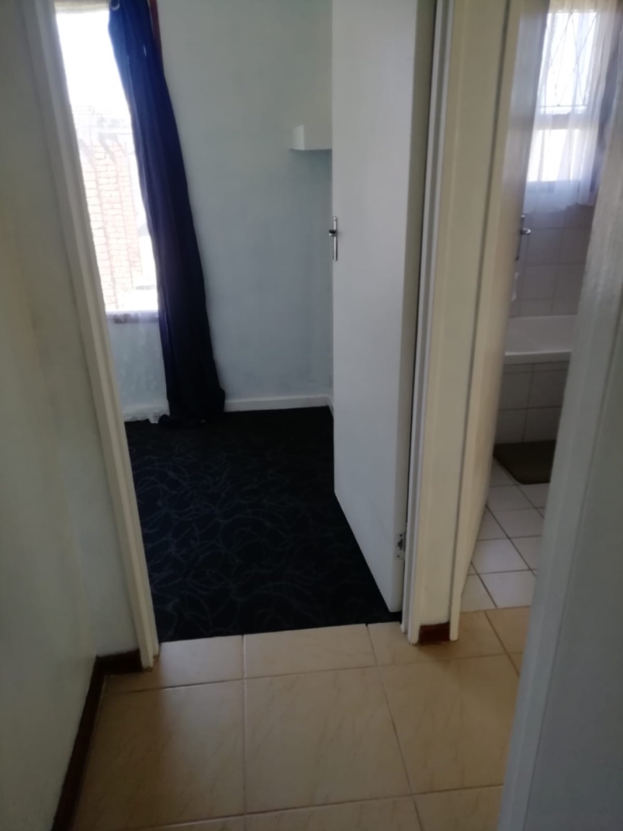 2 Bedroom Property for Sale in Kabega Park Eastern Cape